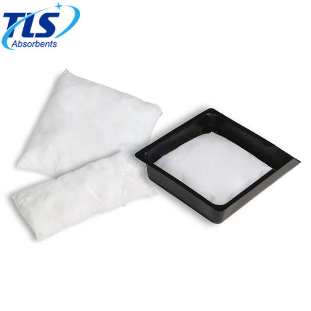 8’’ x 10’’ Oil Only Absorbent Flat Pillows With Tear Resistant and Durable Construction