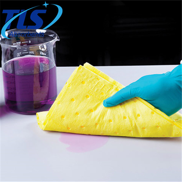 Yellow Chemical Spill Absorbent Rolls For Laboratory