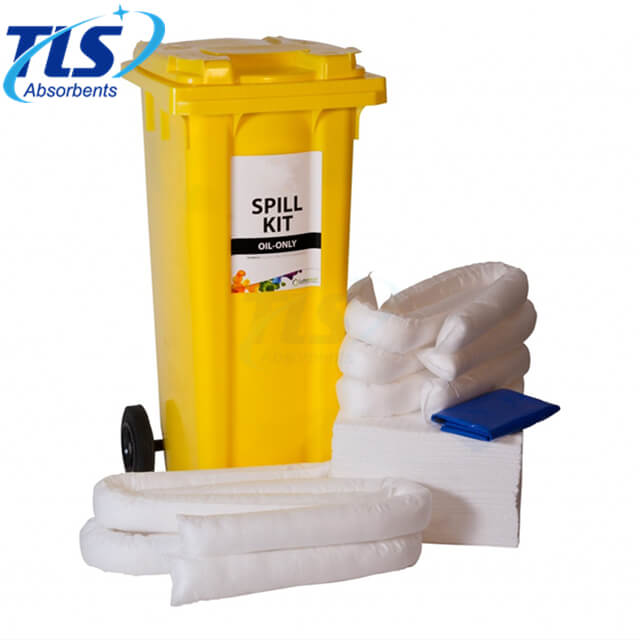 oil spill containment kits