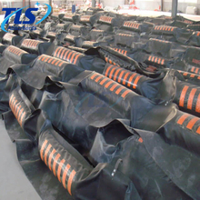 Offshore Oil Solid Float Rubber Containment Boom For Spill Control